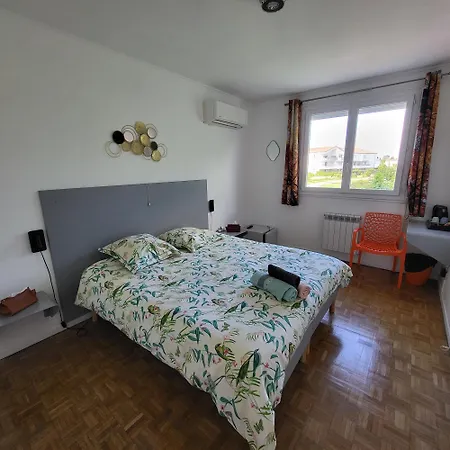 Pour Groupe Climatise, Parking, Jardin Proche Toulouse, Airbus, Meett Et Aeroport