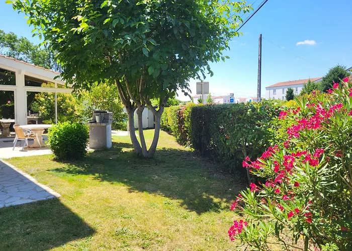 Pour Groupe Climatise, Parking, Jardin Proche Toulouse, Airbus, Meett Et Aeroport